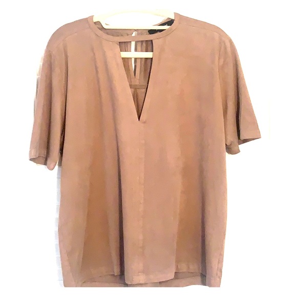 Olivaceous Tops - Short Sleeve Top